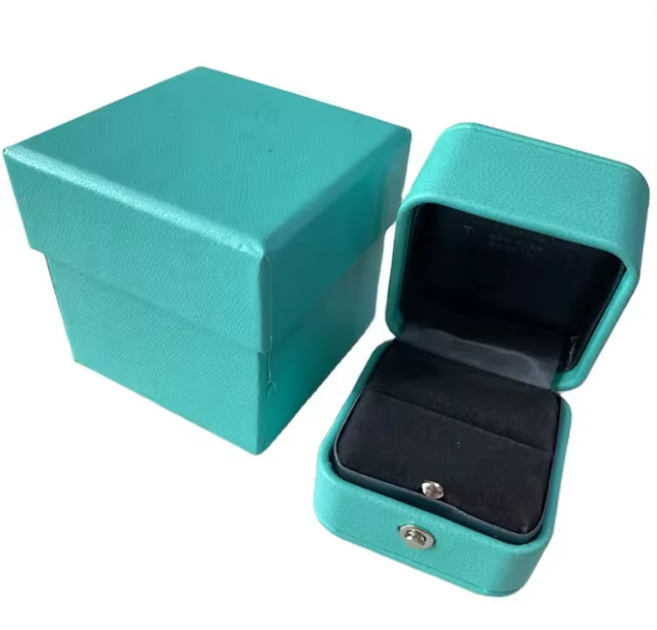 /uploads/image/2024/05/05/heart design women necklaces jewelry boxes with Tiffany color.png